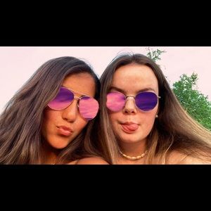 Meet your Posher, Molly